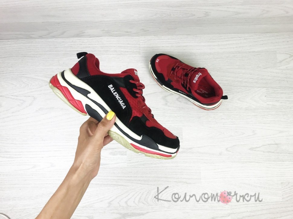 Balenciaga Triple s Red красные