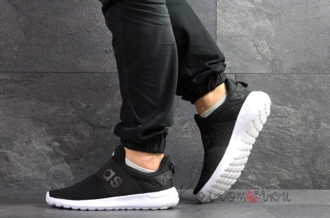 Кросівки Чоловічі Adidas (Чорні з Білим) Репліка