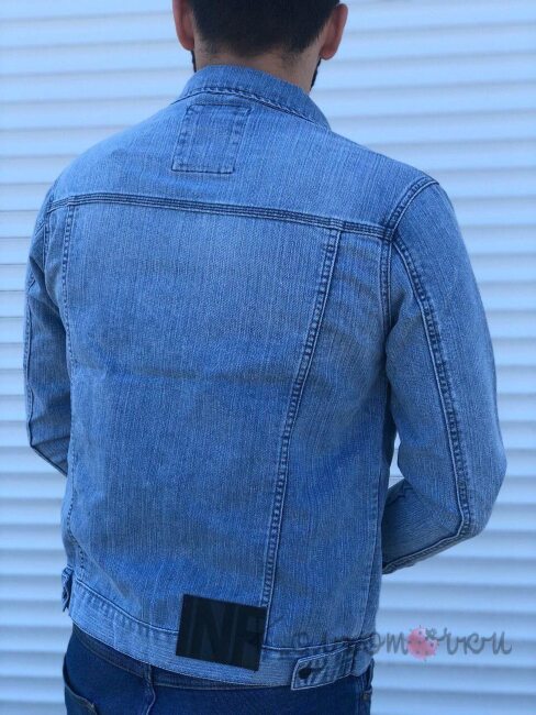 Стильна Чоловіча Джинсова Куртка Стильна Чоловіча Джинсова Куртка