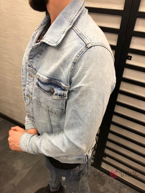 Стильна Чоловіча Джинсова Куртка Стильна Чоловіча Джинсова Куртка